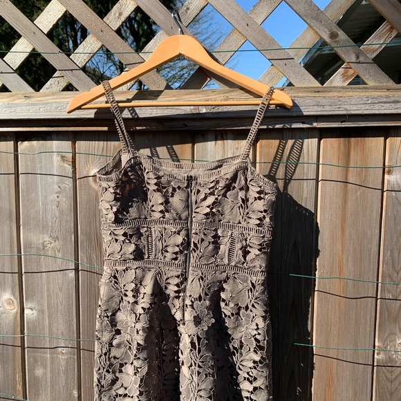 ELIE TAHARI dress - Picture 2 of 3